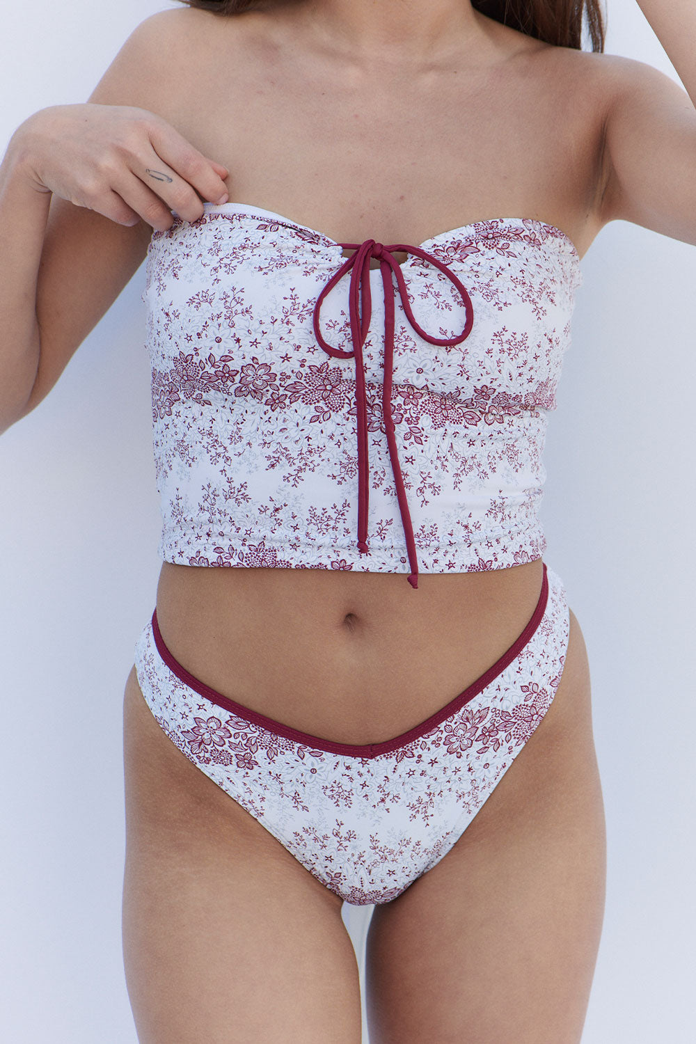 Vivian Floral Design Strapless Women's Bikini Top with Bisous Lace Trim