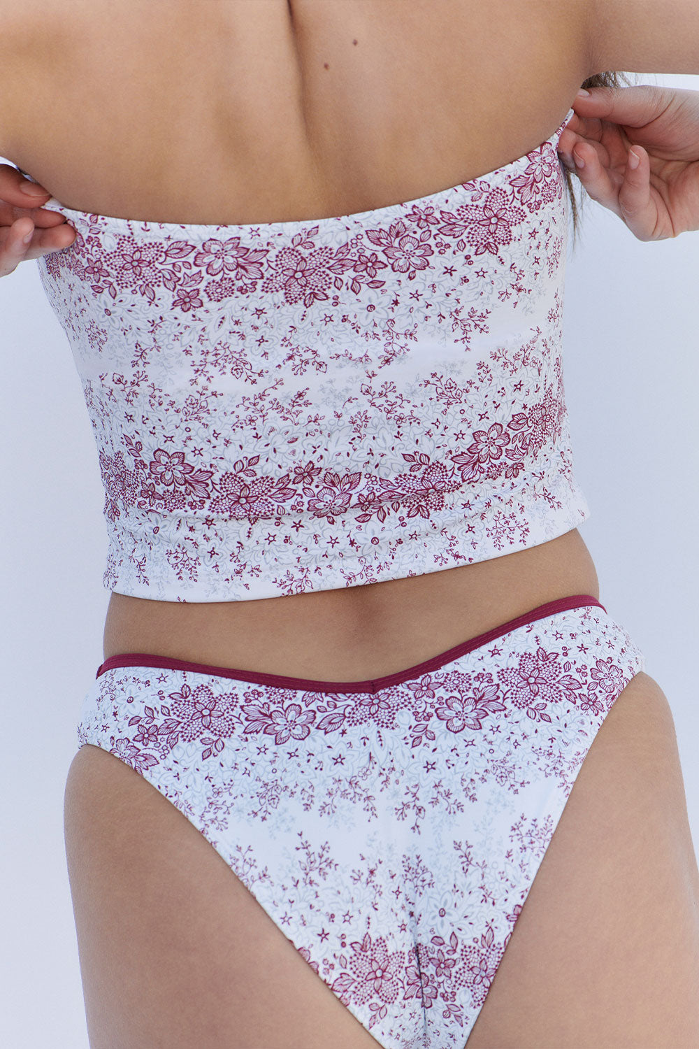 Vivian Floral Design Strapless Women's Bikini Top with Bisous Lace Trim